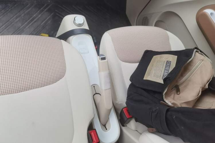 Used Wuling Hongguang MINIEV 2024 3rd Generation 215km Youth Edition Gear Lever