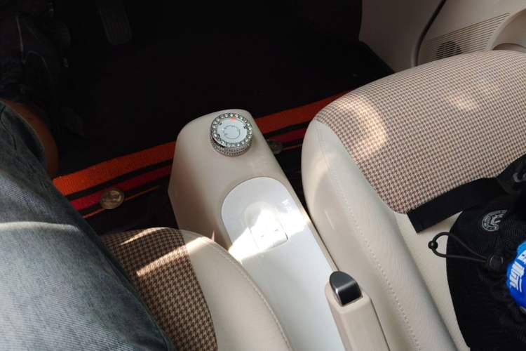 Used Wuling Hongguang MINIEV 2024 3rd Generation 215km Youth Edition Gear Lever