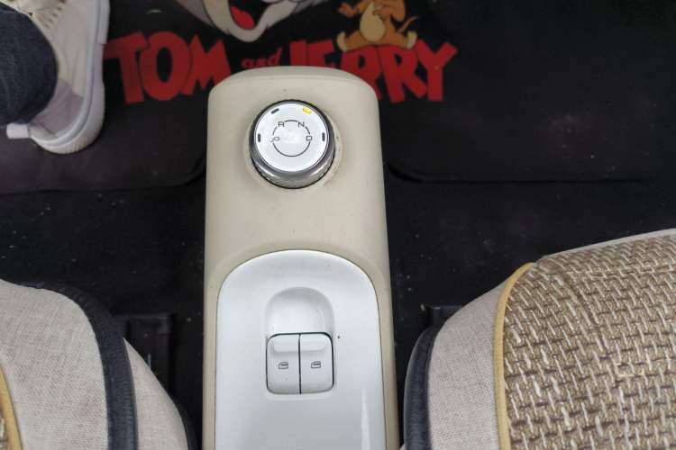 Used Wuling Hongguang MINIEV 2024 3rd Generation 215km Youth Edition Gear Lever