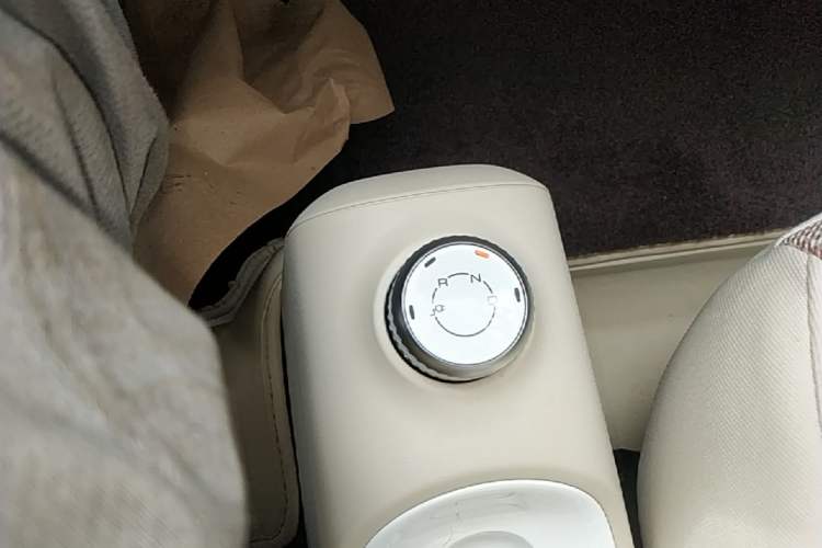 Used Wuling Hongguang MINIEV 2024 3rd Generation 215km Advanced Version Gear Lever