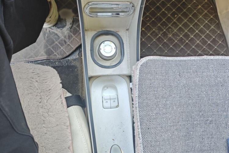 Used Wuling Hongguang MINIEV 2024 3rd Generation 170 km Gear Lever