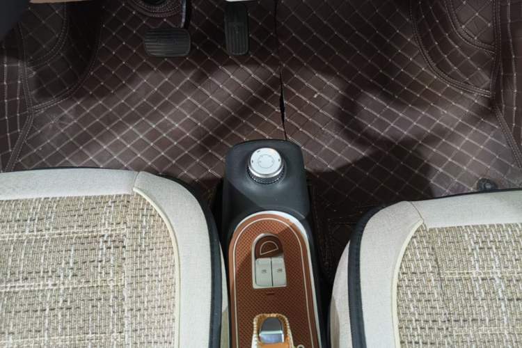 Used Wuling Hongguang MINIEV 2024 3rd Generation 215km Advanced Version Gear Lever