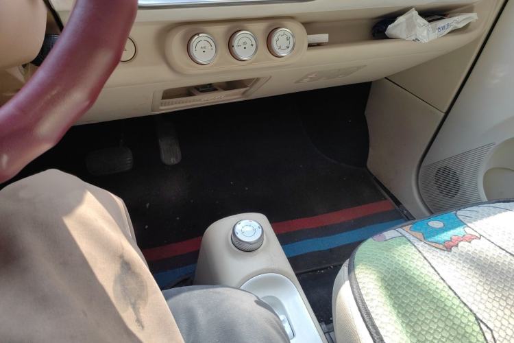 Used Wuling Hongguang MINIEV 2024 3rd Generation 215km Youth Edition Gear Lever