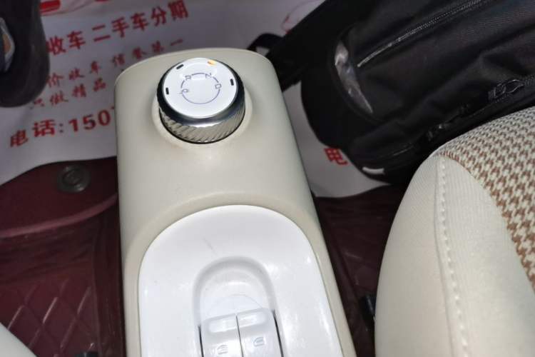 Used Wuling Hongguang MINIEV 2024 3rd Generation 215km Youth Edition Gear Lever
