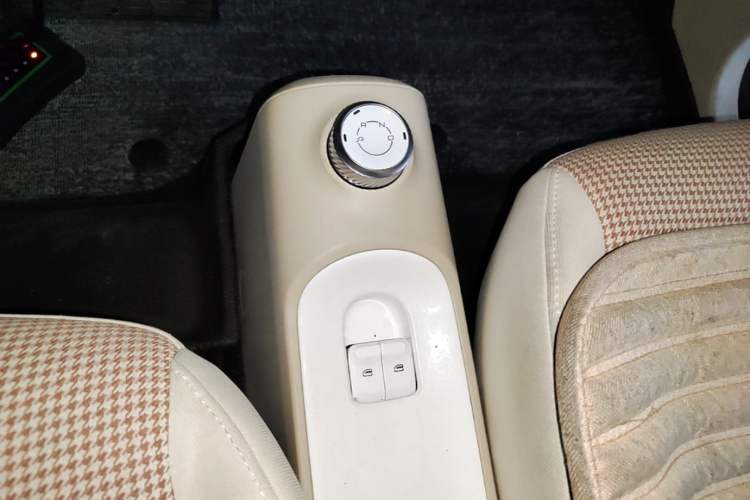 Used Wuling Hongguang MINIEV 2024 3rd Generation 215km Advanced Version Gear Lever