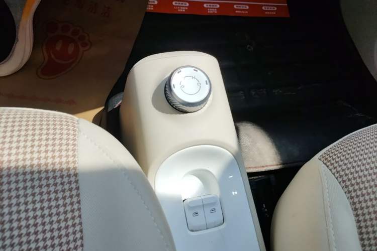 Used Wuling Hongguang MINIEV 2024 3rd Generation 215km Advanced Version Gear Lever