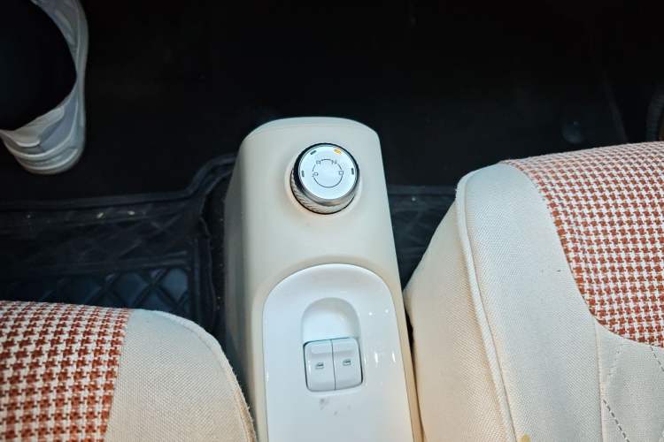 Used Wuling Hongguang MINIEV 2024 3rd Generation 215km Advanced Version Gear Lever
