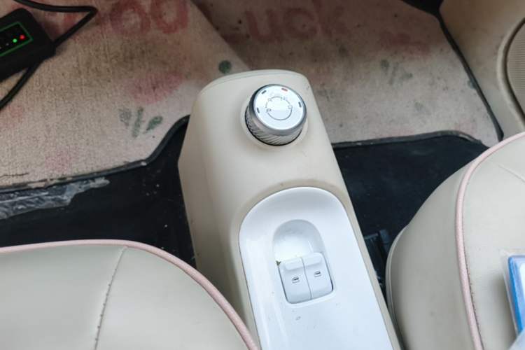 Used Wuling Hongguang MINIEV 2024 3rd Generation 215km Advanced Version Gear Lever