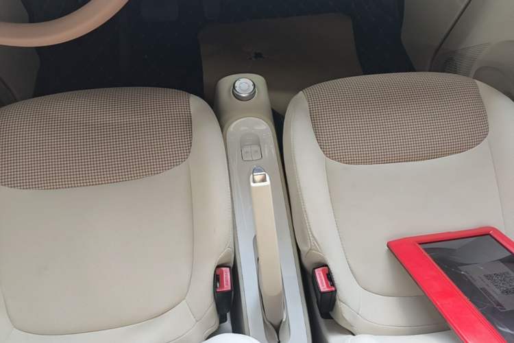 Used Wuling Hongguang MINIEV 2024 3rd Generation 215km Advanced Version Gear Lever