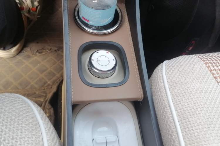 Used Wuling Hongguang MINIEV 2024 3rd Generation 215km Youth Edition Gear Lever