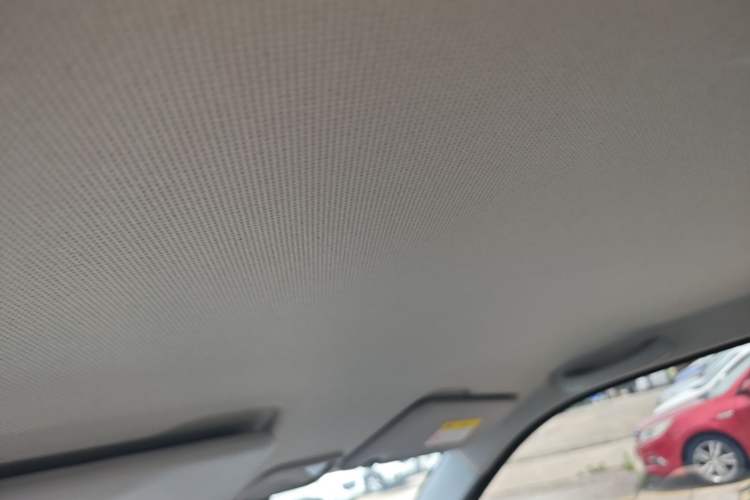 Used Wuling Hongguang MINIEV 2024 3rd Generation 215km Youth Edition Headliner