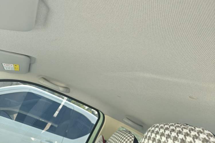 Used Wuling Hongguang MINIEV 2024 3rd Generation 215km Advanced Version Headliner