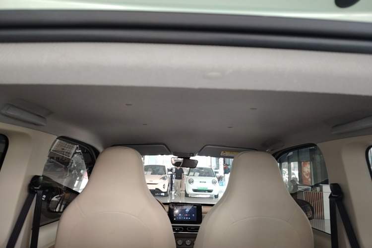 Used Wuling Hongguang MINIEV 2024 3rd Generation 215km Advanced Version Headliner