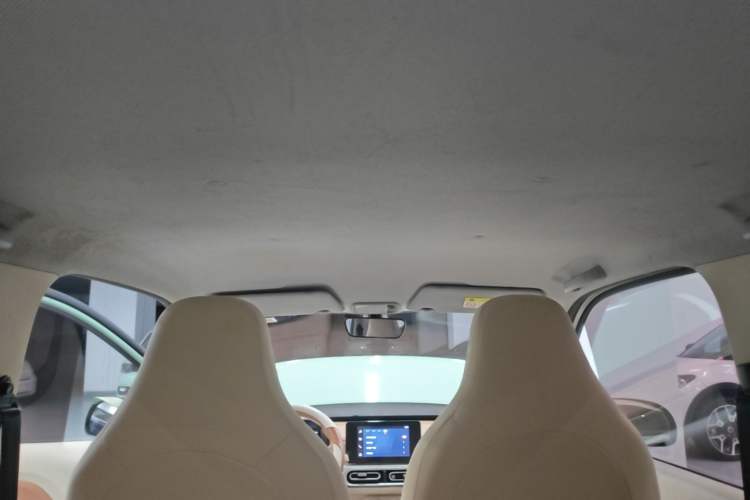 Used Wuling Hongguang MINIEV 2024 3rd Generation 215km Advanced Version Headliner