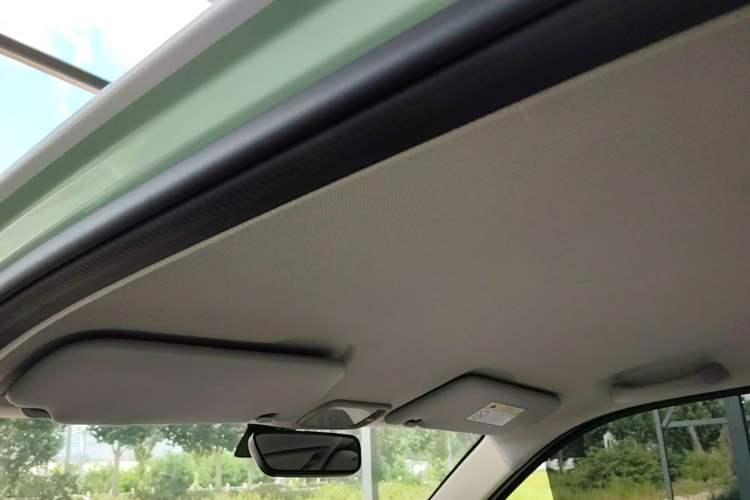 Used Wuling Hongguang MINIEV 2024 3rd Generation 170 km Headliner