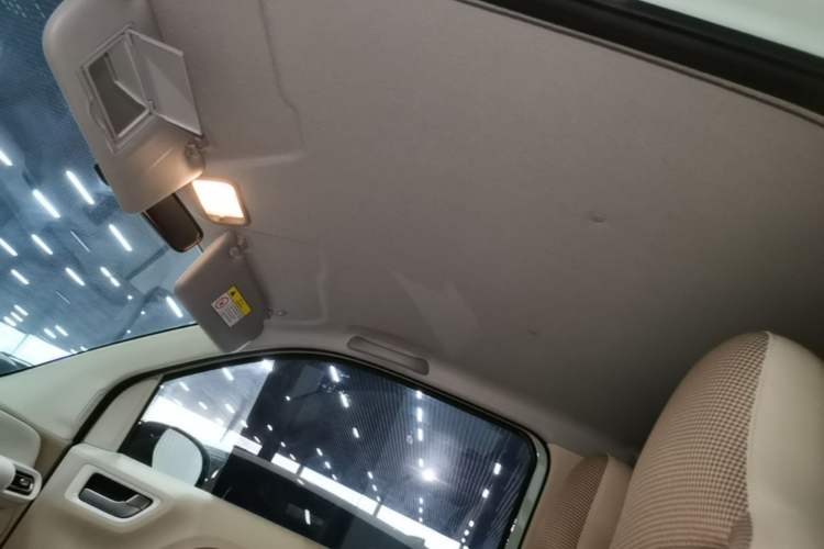 Used Wuling Hongguang MINIEV 2024 3rd Generation 215km Youth Edition Headliner