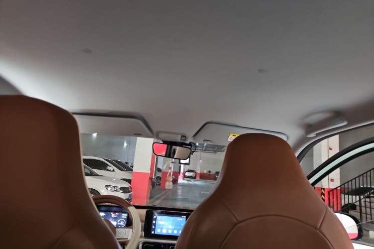 Used Wuling Hongguang MINIEV 2024 3rd Generation 215km Advanced Version Headliner