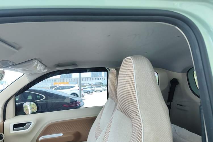 Used Wuling Hongguang MINIEV 2024 3rd Generation 215km Youth Edition Headliner