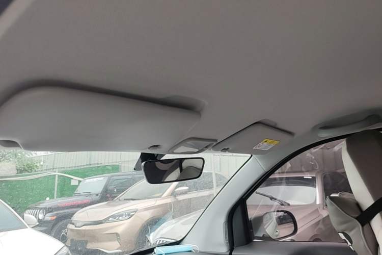 Used Wuling Hongguang MINIEV 2024 3rd Generation 215km Advanced Version Headliner