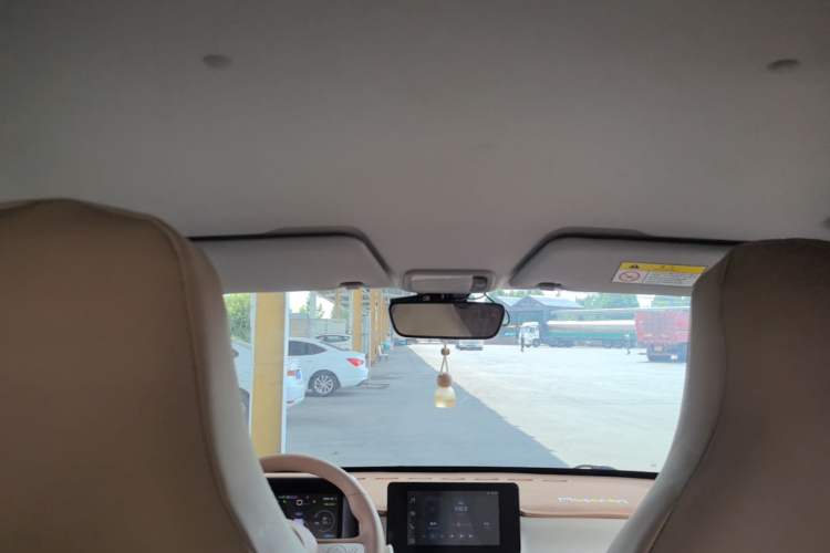 Used Wuling Hongguang MINIEV 2024 3rd Generation 215km Advanced Version Headliner