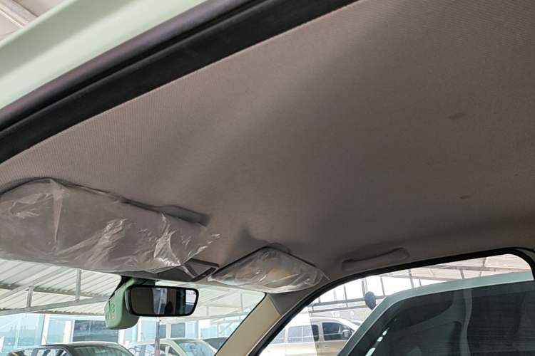 Used Wuling Hongguang MINIEV 2024 3rd Generation 215km Youth Edition Headliner