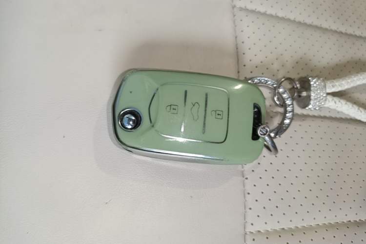 Used Wuling Hongguang MINIEV 2024 3rd Generation 215km Youth Edition Interior 1