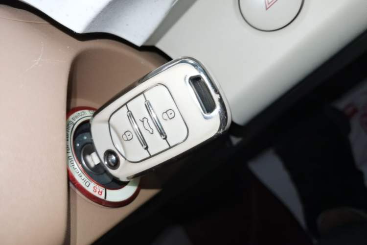 Used Wuling Hongguang MINIEV 2024 3rd Generation 215km Youth Edition Interior 1