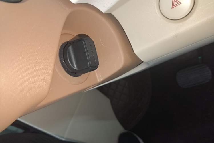 Used Wuling Hongguang MINIEV 2024 3rd Generation 215km Youth Edition Interior 1