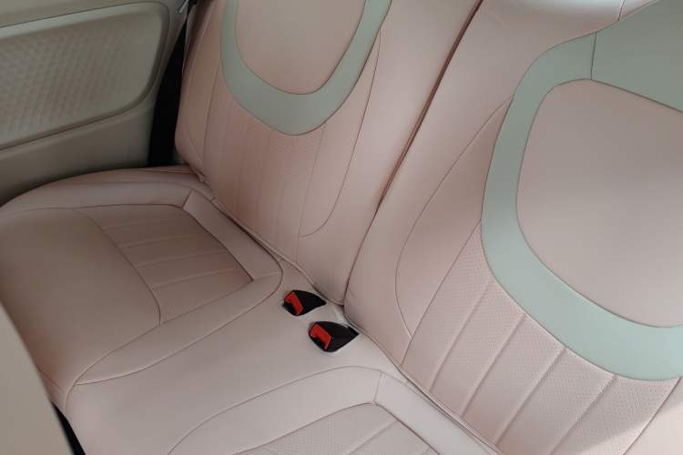 Used Wuling Hongguang MINIEV 2024 3rd Generation 215km Youth Edition Interior 2