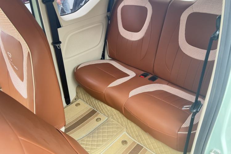 Used Wuling Hongguang MINIEV 2024 3rd Generation 215km Youth Edition Interior 3