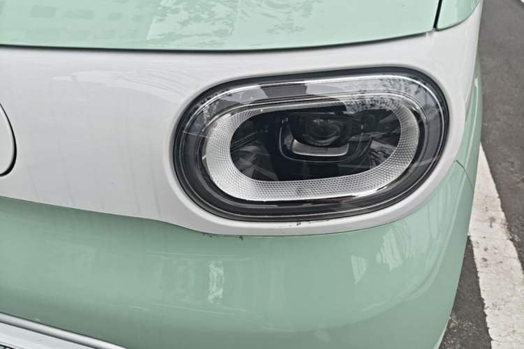 Used Wuling Hongguang MINIEV 2024 3rd Generation 215km Youth Edition Left Front Headlight