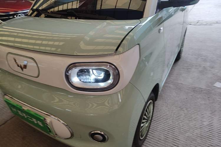 Used Wuling Hongguang MINIEV 2024 3rd Generation 215km Advanced Version Left Front Headlight