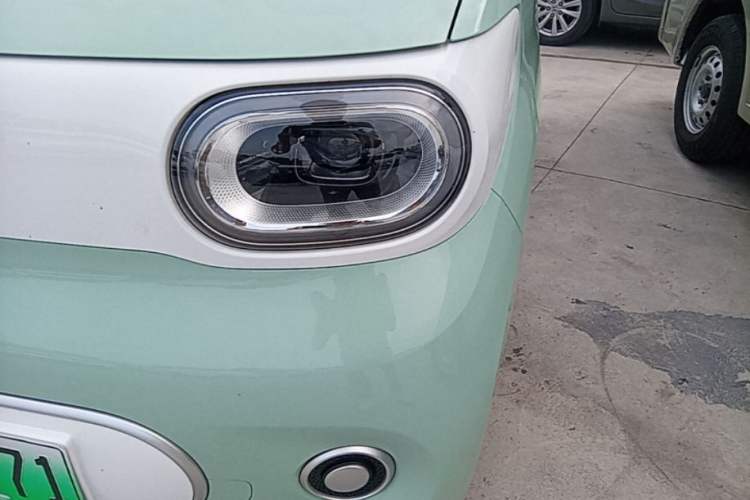 Used Wuling Hongguang MINIEV 2024 3rd Generation 215km Youth Edition Left Front Headlight