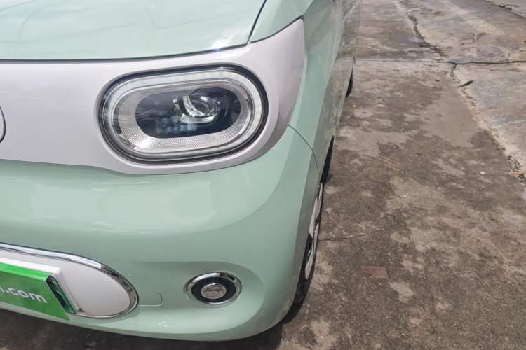 Used Wuling Hongguang MINIEV 2024 3rd Generation 215km Advanced Version Left Front Headlight