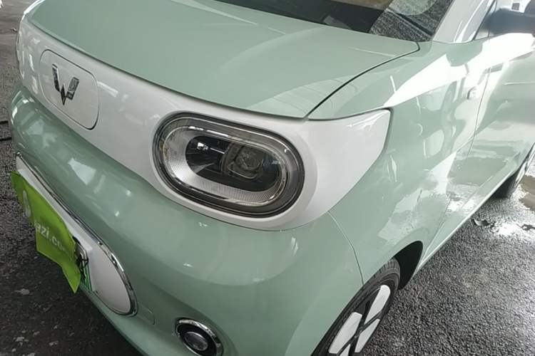 Used Wuling Hongguang MINIEV 2024 3rd Generation 215km Advanced Version Left Front Headlight