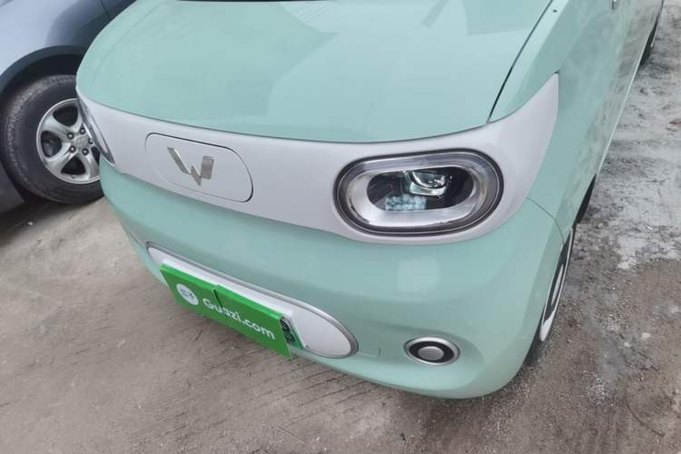 Used Wuling Hongguang MINIEV 2024 3rd Generation 215km Youth Edition Left Front Headlight