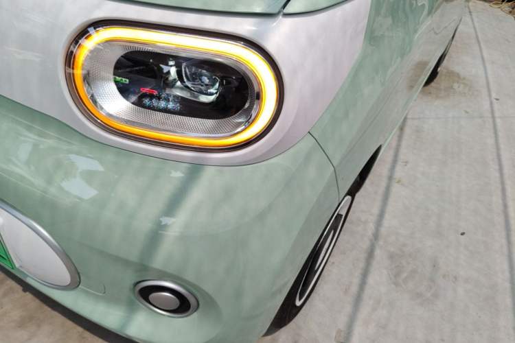 Used Wuling Hongguang MINIEV 2024 3rd Generation 215km Youth Edition Left Front Headlight