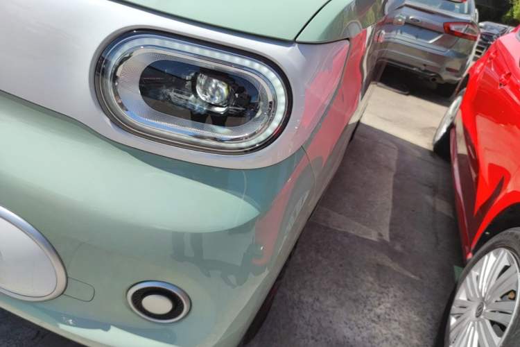 Used Wuling Hongguang MINIEV 2024 3rd Generation 215km Advanced Version Left Front Headlight