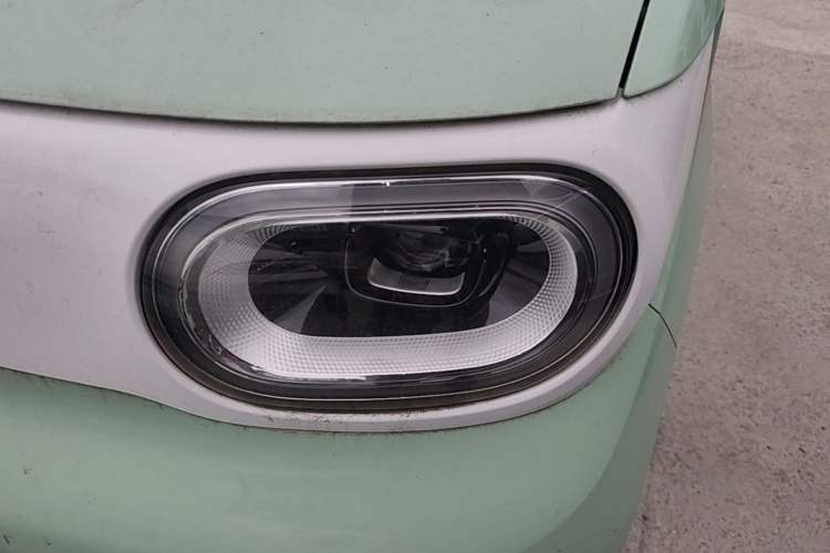 Used Wuling Hongguang MINIEV 2024 3rd Generation 215km Advanced Version Left Front Headlight