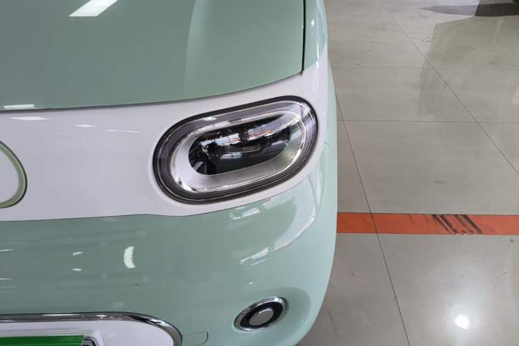Used Wuling Hongguang MINIEV 2024 3rd Generation 215km Advanced Version Left Front Headlight