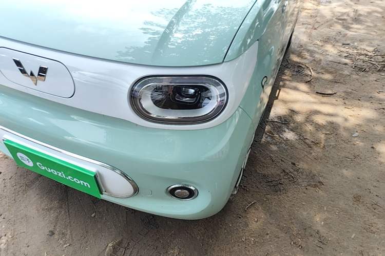 Used Wuling Hongguang MINIEV 2024 3rd Generation 215km Advanced Version Left Front Headlight