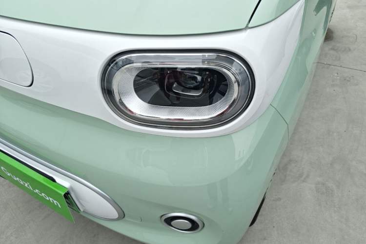 Used Wuling Hongguang MINIEV 2024 3rd Generation 215km Youth Edition Left Front Headlight