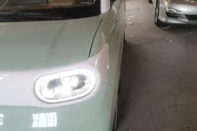 Used Wuling Hongguang MINIEV 2024 3rd Generation 170 km Left Front Headlight