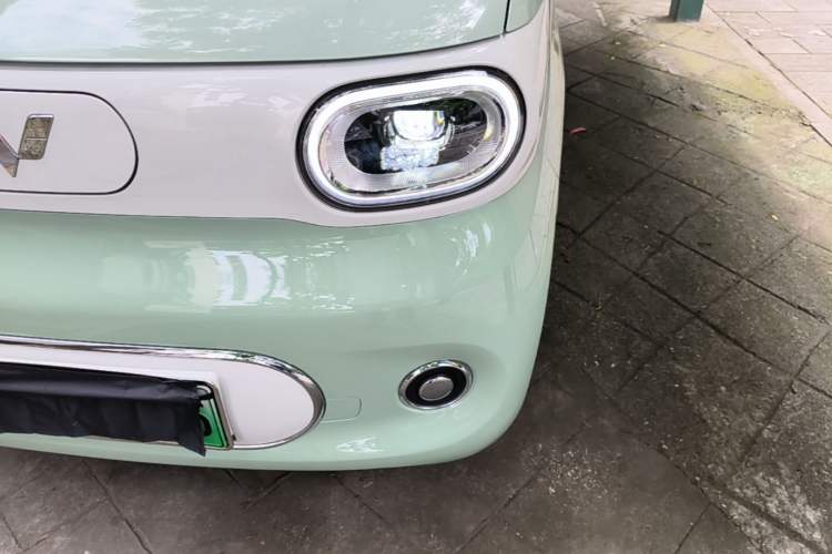 Used Wuling Hongguang MINIEV 2024 3rd Generation 215km Advanced Version Left Front Headlight