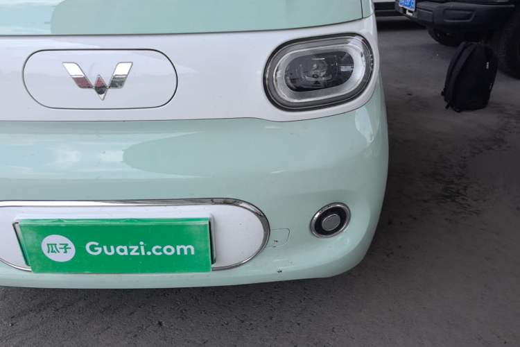 Used Wuling Hongguang MINIEV 2024 3rd Generation 215km Advanced Version Left Front Headlight