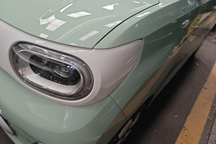 Used Wuling Hongguang MINIEV 2024 3rd Generation 215km Advanced Version Left Front Headlight