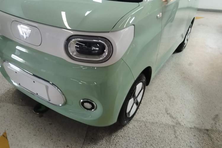 Used Wuling Hongguang MINIEV 2024 3rd Generation 215km Advanced Version Left Front Headlight