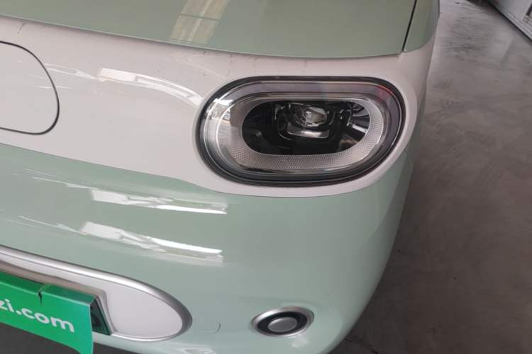 Used Wuling Hongguang MINIEV 2024 3rd Generation 215km Youth Edition Left Front Headlight