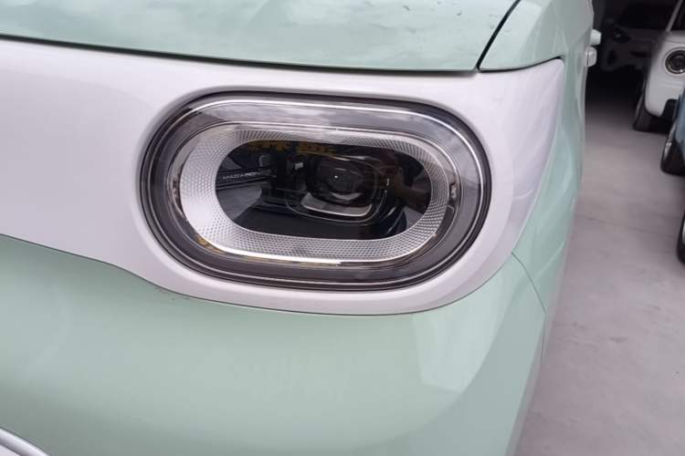 Used Wuling Hongguang MINIEV 2024 3rd Generation 215km Youth Edition Left Front Headlight