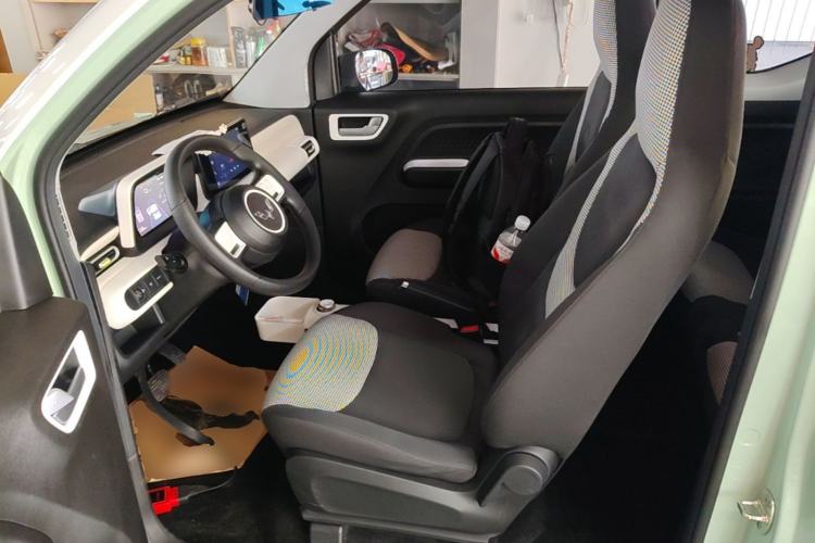 Used Wuling Hongguang MINIEV 2024 3rd Generation 215km Advanced Version Left Front Seat